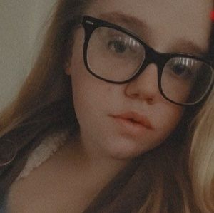 Meet your Posher, Isabelle
